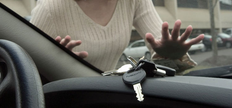 vehicle lockout service Muskoka
